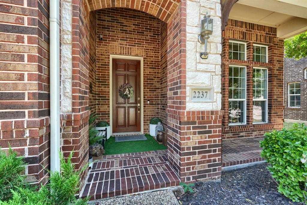 2237 Chenault Drive