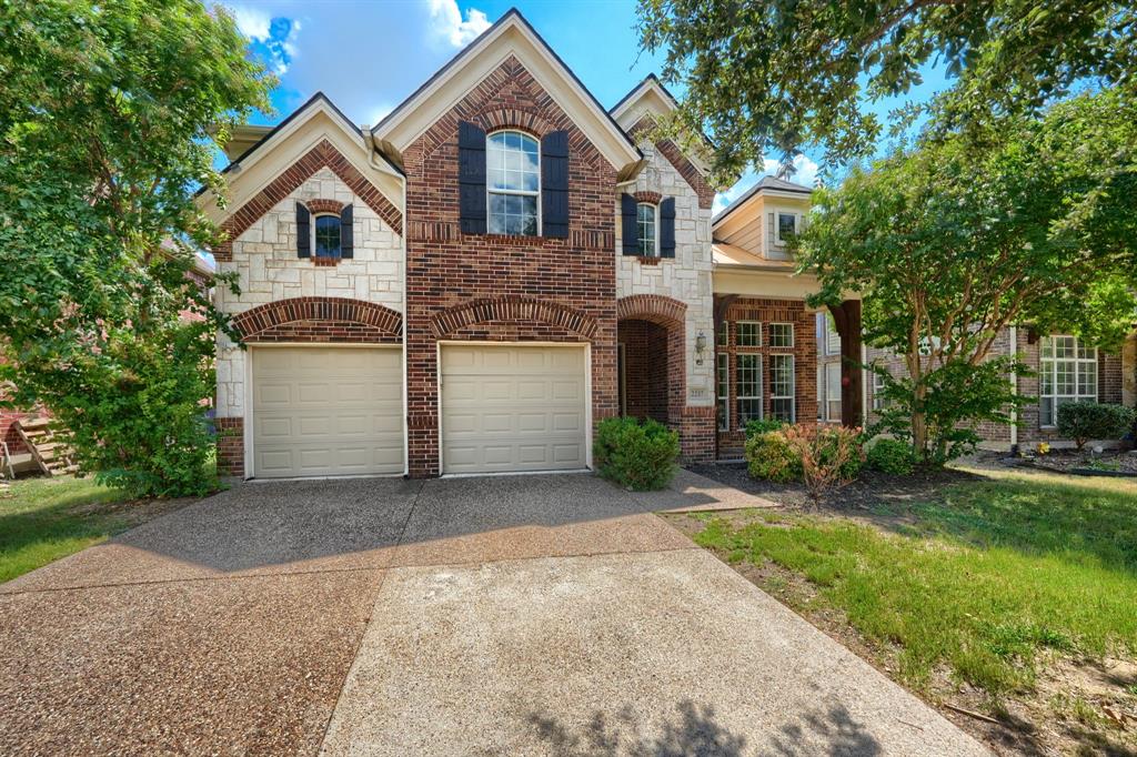 2237 Chenault Drive
