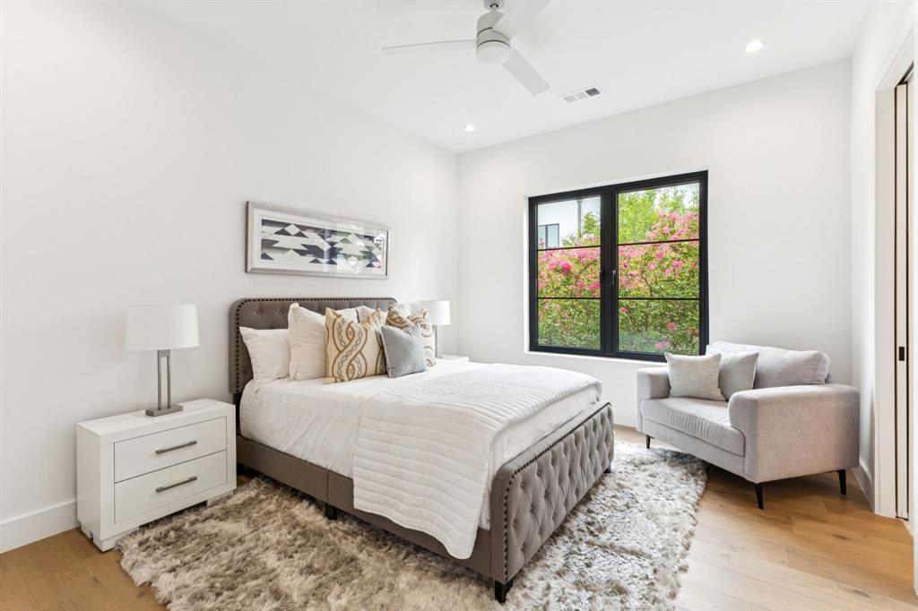 North Oaklawn - Residential