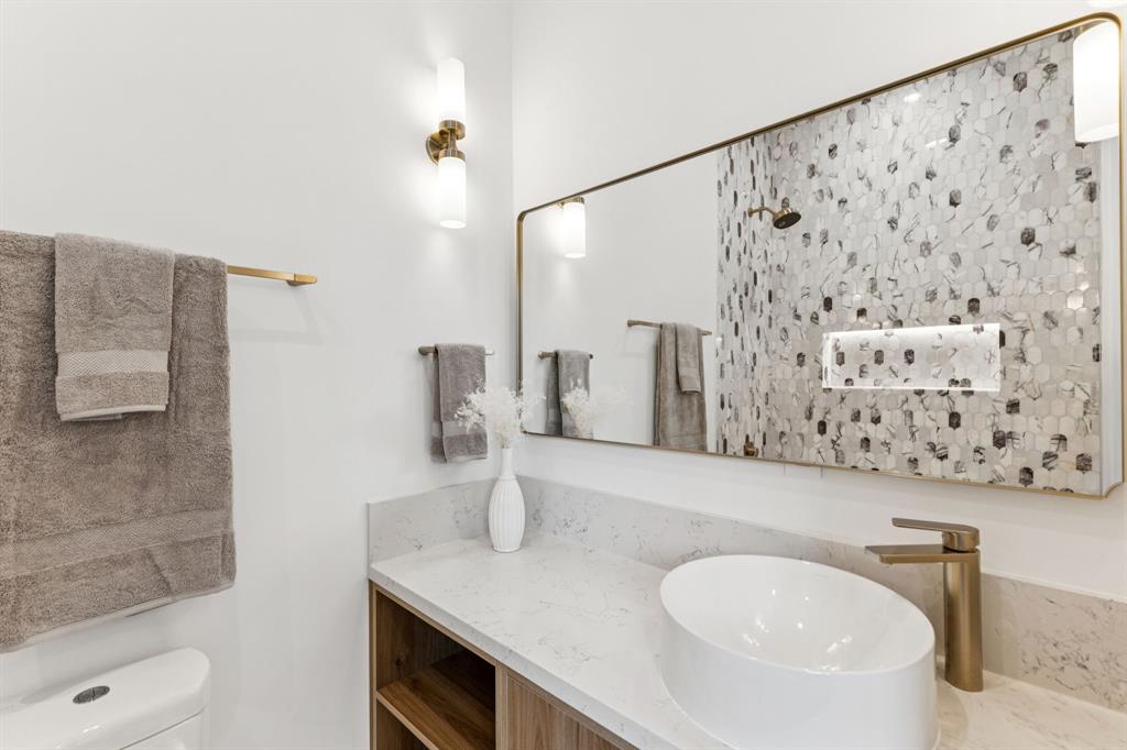 North Oaklawn - Residential