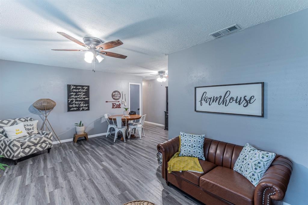 104 N Hillside Street