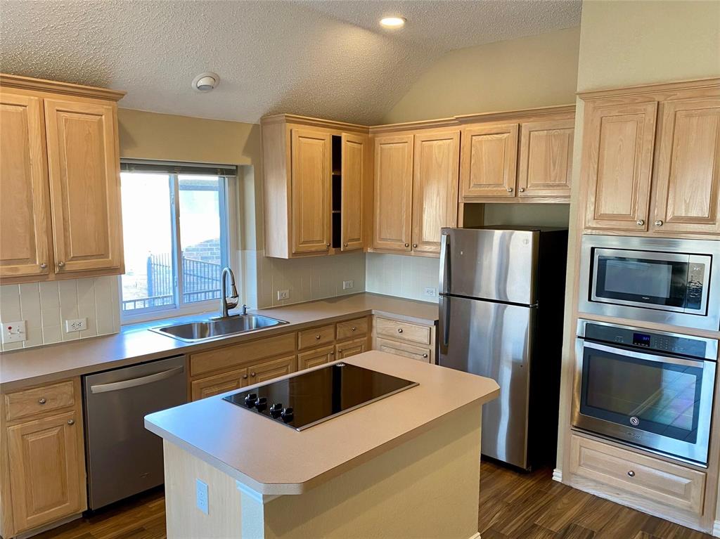 Estates & Villas At Fossil Crk - Residential Lease