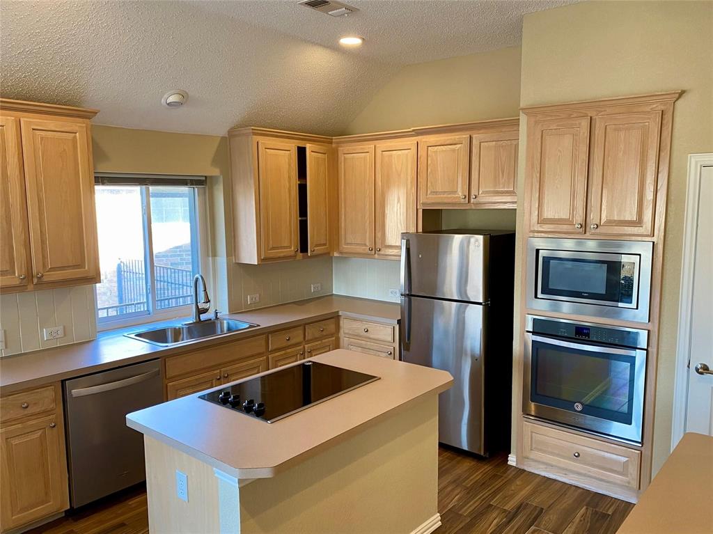 Estates & Villas At Fossil Crk - Residential Lease