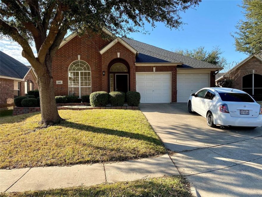 BEAUTIFUL, MOVE IN READY GOLF COURSE HOME CONVENIENT TO MAJOR FREEWAYS, SHOPPING, ENTERTAINMENT AND DINING! LARGE WINDOWS ALLOW FOR RELAXING VIEWS OF THE FOSSIL CREEK GOLF COURSE 14TH HOLE FROM YOUR FAMILY ROOM WITH FIREPLACE AND PATIO, MASTER BEDROOM AND OPEN EAT IN KITCHN WITH
Public Driving Directions:
STAINLESS STEEL APPLIANCES AND ISLAND! DIRECT ACCESS 2 CAR GARAGE. THIS HOME WILL GO QUICKLY! SCHEDULE A SHOWING NOW, AND MAKE YOUR DREAMS COME TRUE!