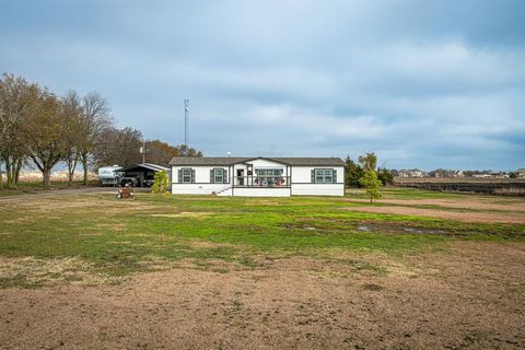 A home in Farmersville