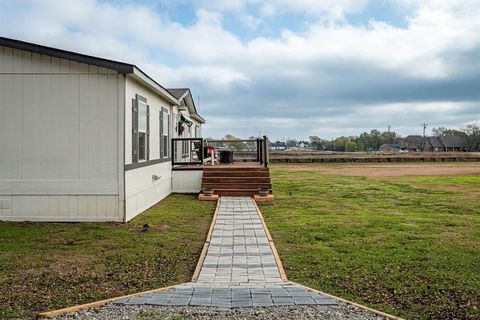 A home in Farmersville