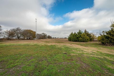 A home in Farmersville