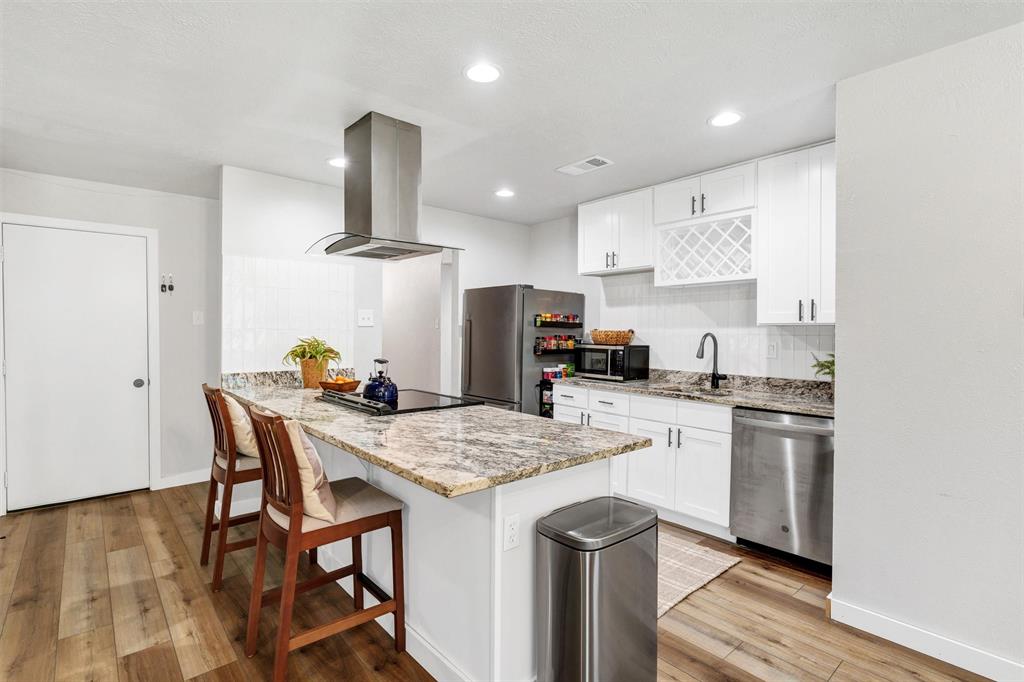 North Richland Hills, Texas 76182, United States, 3 Bedrooms Bedrooms, ,2 BathroomsBathrooms,Residential,Active,157190