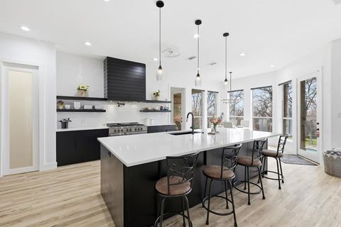 2013 Breaker Lane Flower Mound TX 75022