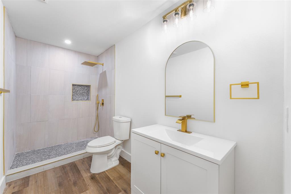 Prestonwood - Residential