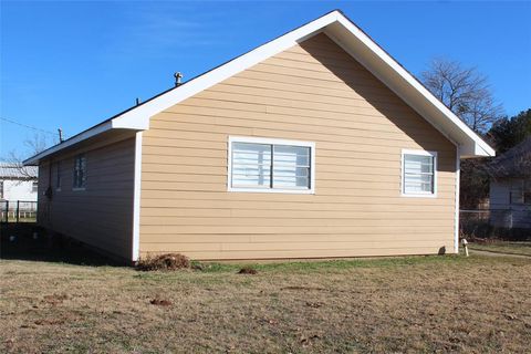 A home in Munday