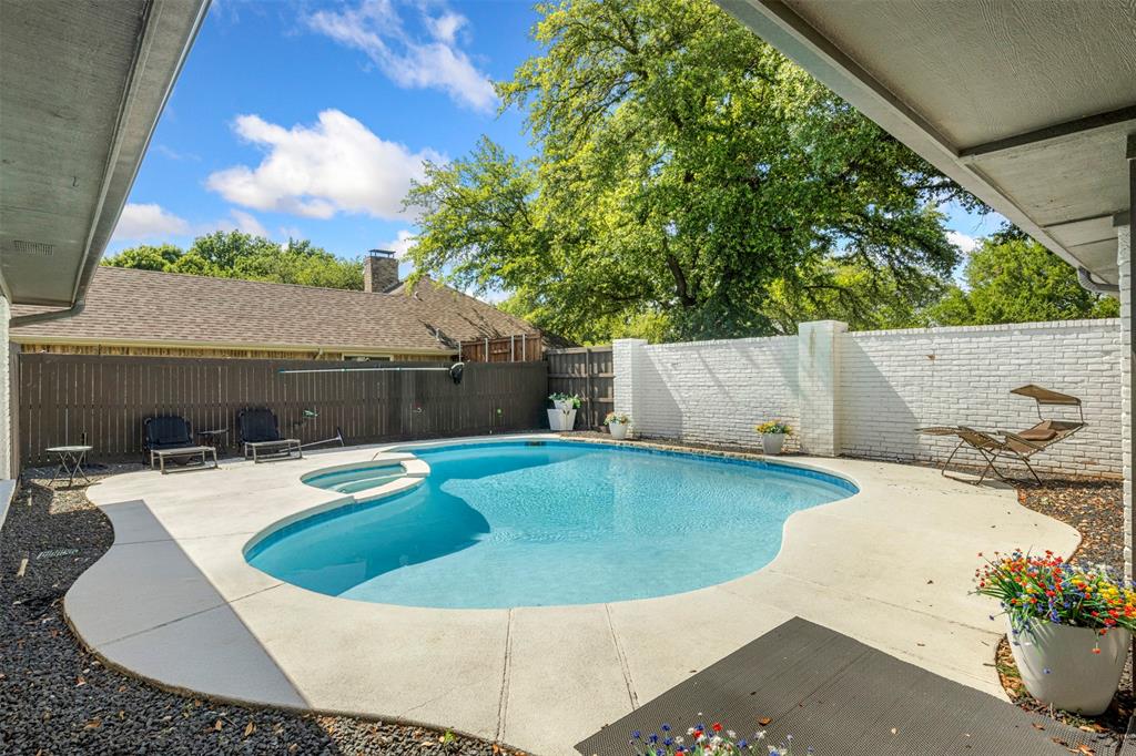 Prestonwood - Residential