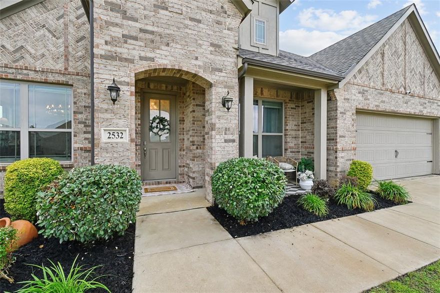 Discover the perfect blend of space, privacy, and community in this stunning 4-bedroom, 2.5-bathroom home nestled in one of Burleson's most sought-after neighborhoods. Step inside to find a spacious floorplan designed for modern living, where every room feels purposefully crafted. Whether you're hosting weekend gatherings or enjoying a quiet evening at home, this layout effortlessly accommodates both entertaining and everyday comfort. The oversized lot delivers serene views and room to dream. The quiet community surrounding this home provides a peaceful retreat while keeping you wonderfully connected to everything you need. Located in award-winning Johnson ISD, this home is also only minutes away from Prairie Timber Park as well as shopping, dining, and major thoroughfares. This home strikes an exceptional balance between serene suburban living and urban accessibility. Opportunities like this don't last long. Schedule your private showing today!