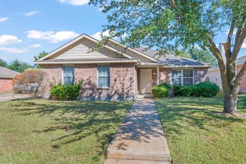 3884 Pinebluff Lane Rockwall TX 75032