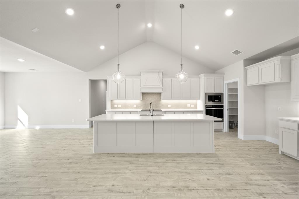 2340 Oak Knoll Drive