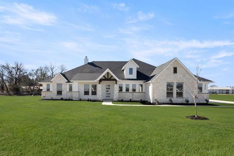 2340 Oak Knoll Drive Palmer TX 75152