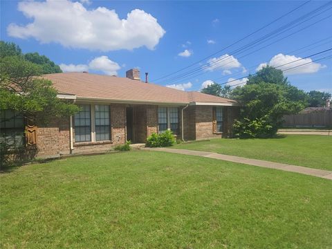 432 Larchbrook Drive Garland TX 75043