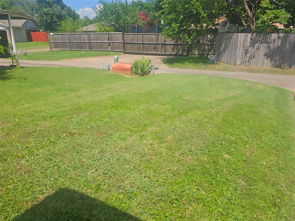 432 Larchbrook Drive