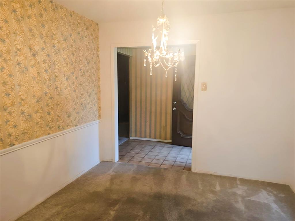 432 Larchbrook Drive