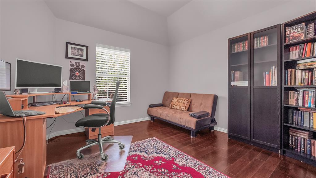 Highland Creek Manor - Residential