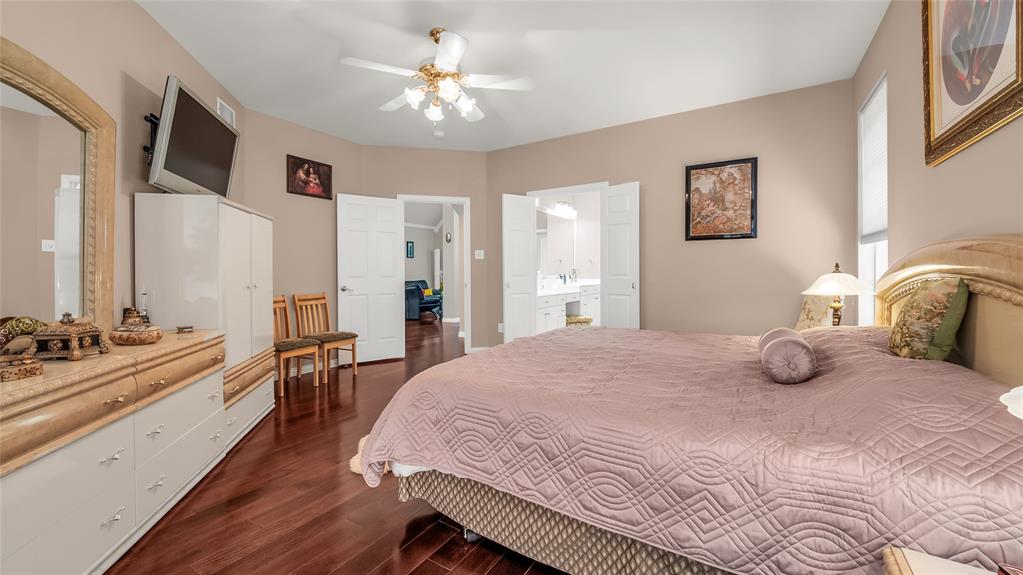 Highland Creek Manor - Residential