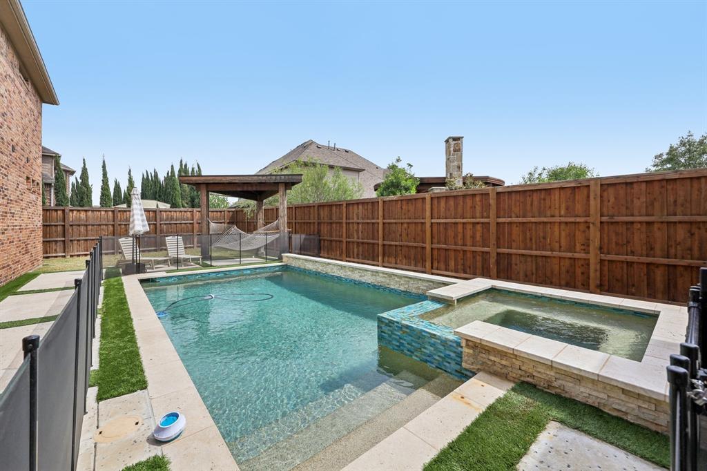 2704 Trophy Club Drive