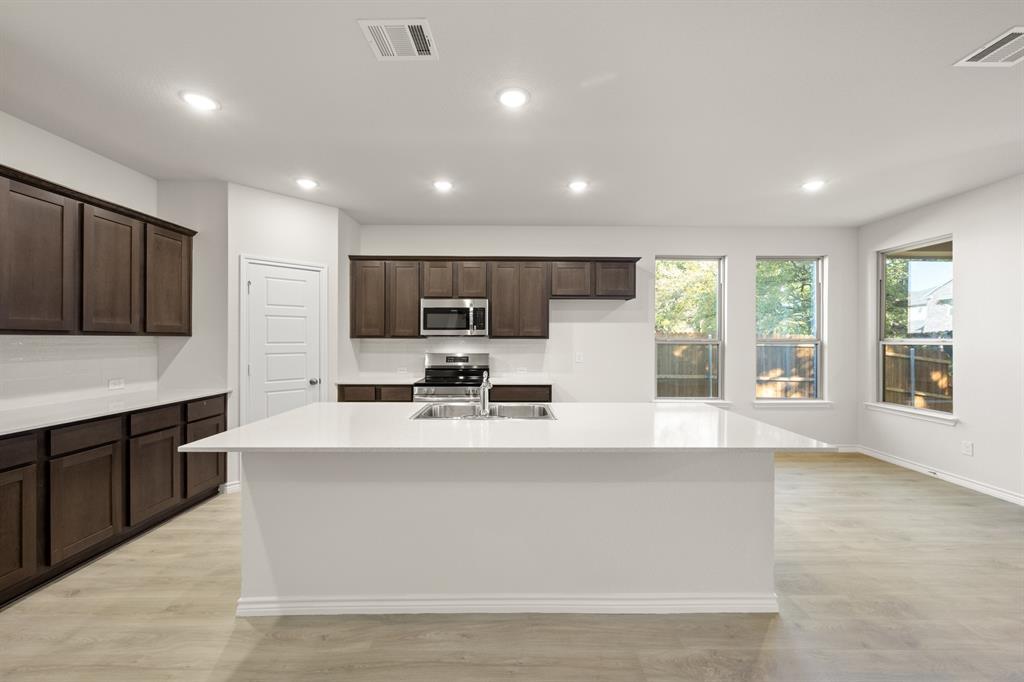 Eagle Cove - Residential Income