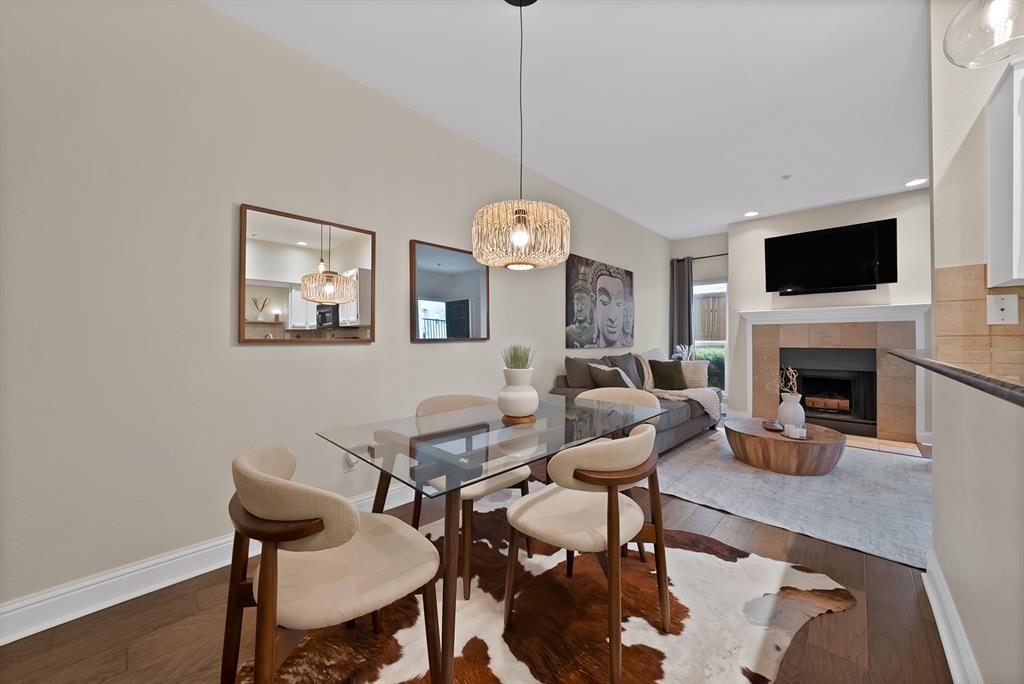 3918 N HALL Street 3