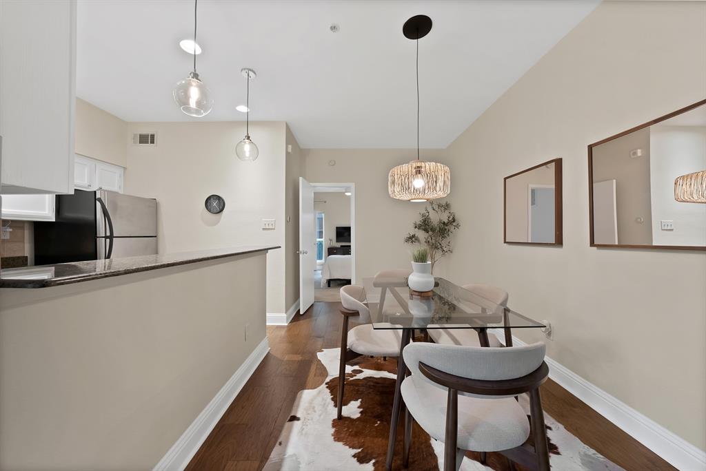 MIRABELLE CONDOS - Residential