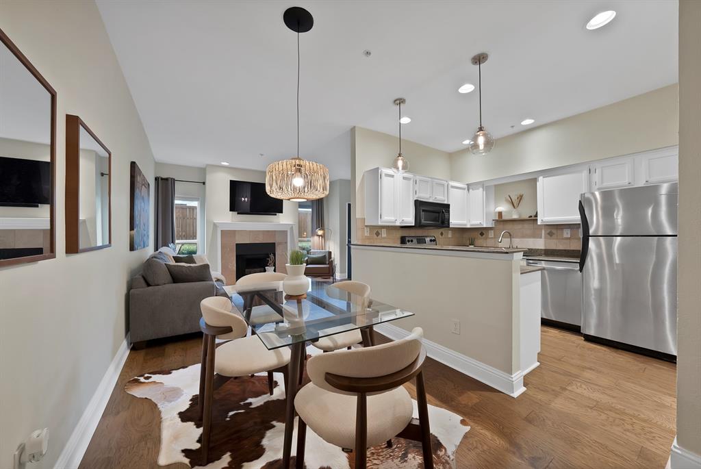 3918 N HALL Street 3