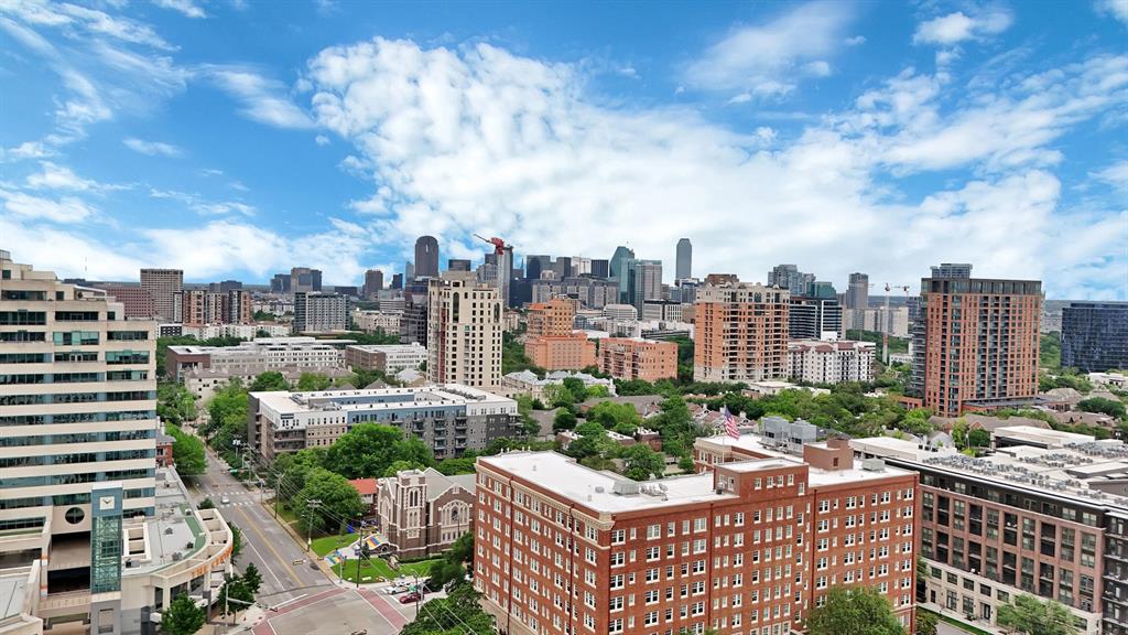 MIRABELLE CONDOS - Residential
