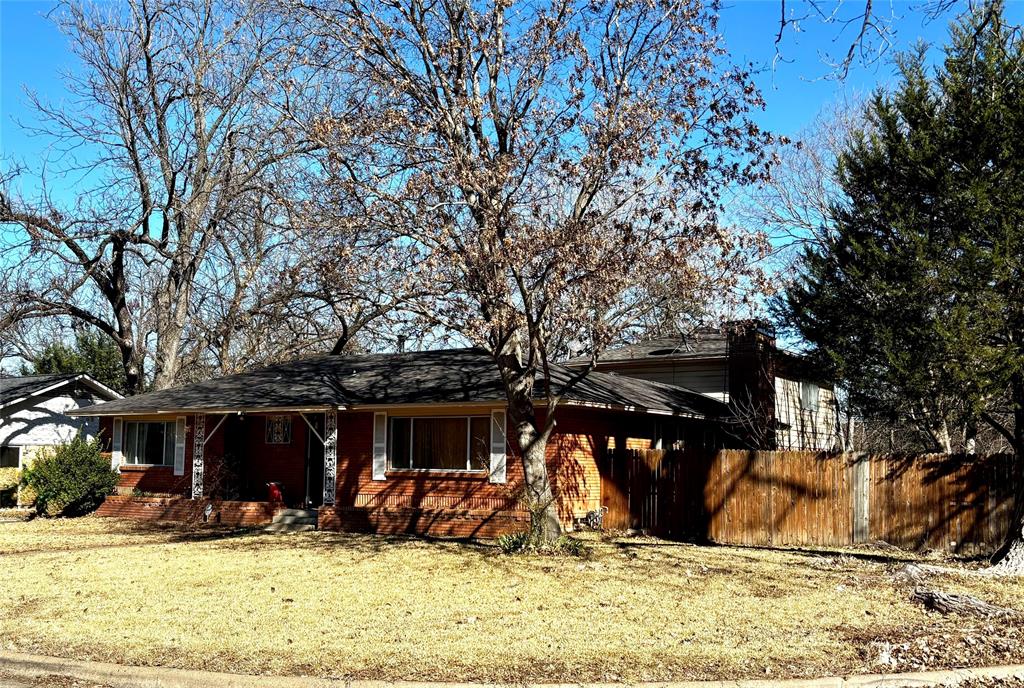 2438 Five Mile Circle