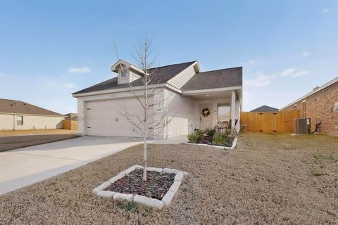 1429 Dovekie Drive Forney TX 75126