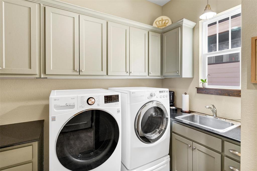 Argyle, Texas 76226, United States, 3 Bedrooms Bedrooms, ,3 BathroomsBathrooms,Residential,Pending,153680