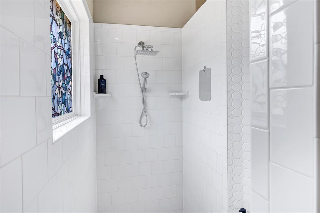 Argyle, Texas 76226, United States, 3 Bedrooms Bedrooms, ,3 BathroomsBathrooms,Residential,Pending,153680