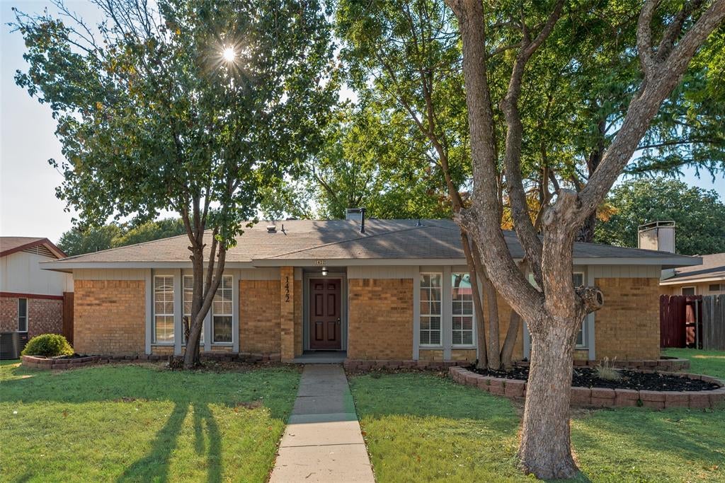 1422 Westwood Drive