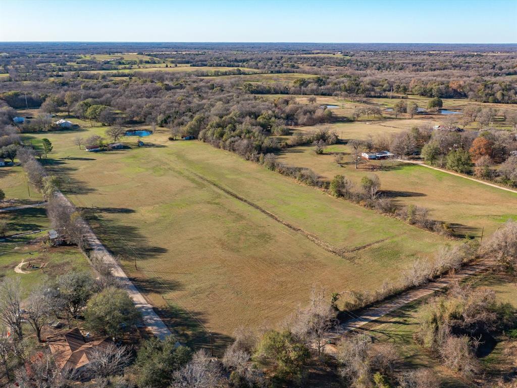 Hyde-A-Way-Valley - Land