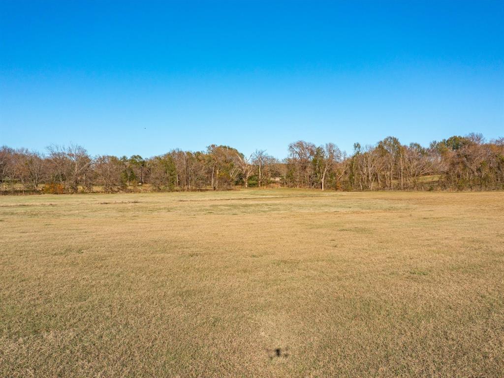 Hyde-A-Way-Valley - Land