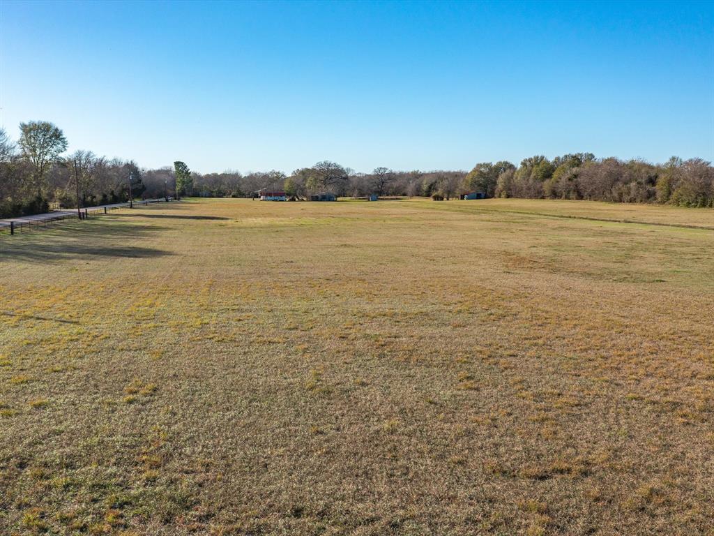 Hyde-A-Way-Valley - Land