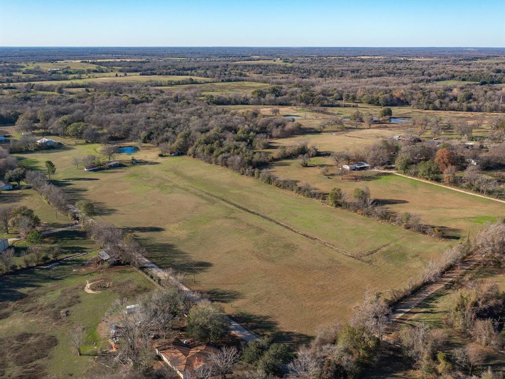 Hyde-A-Way-Valley - Land