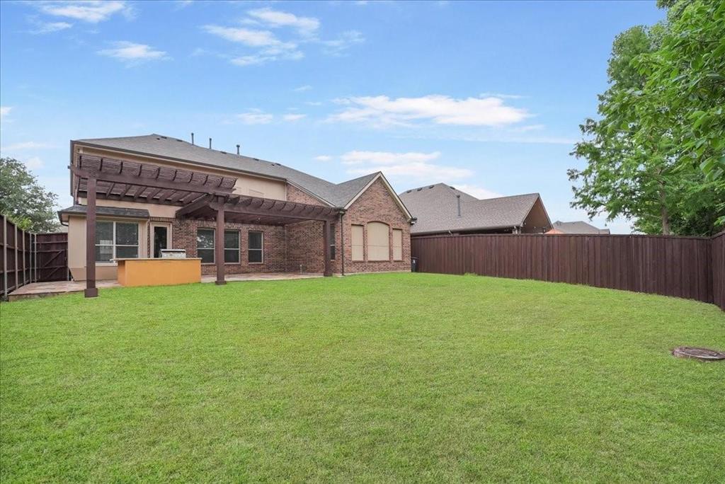 2407 Laguna Lane
