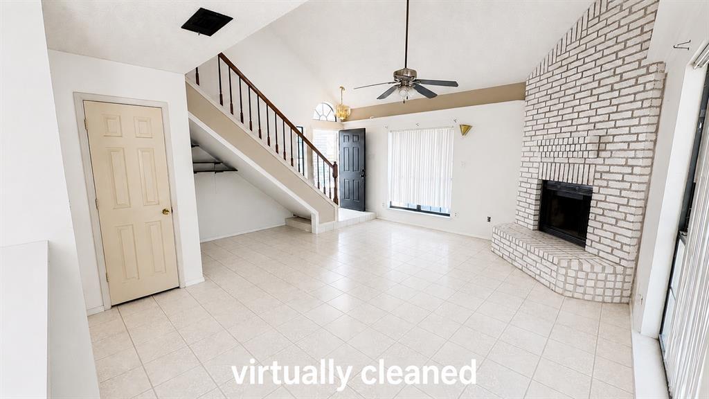 2355 Woodvine Court