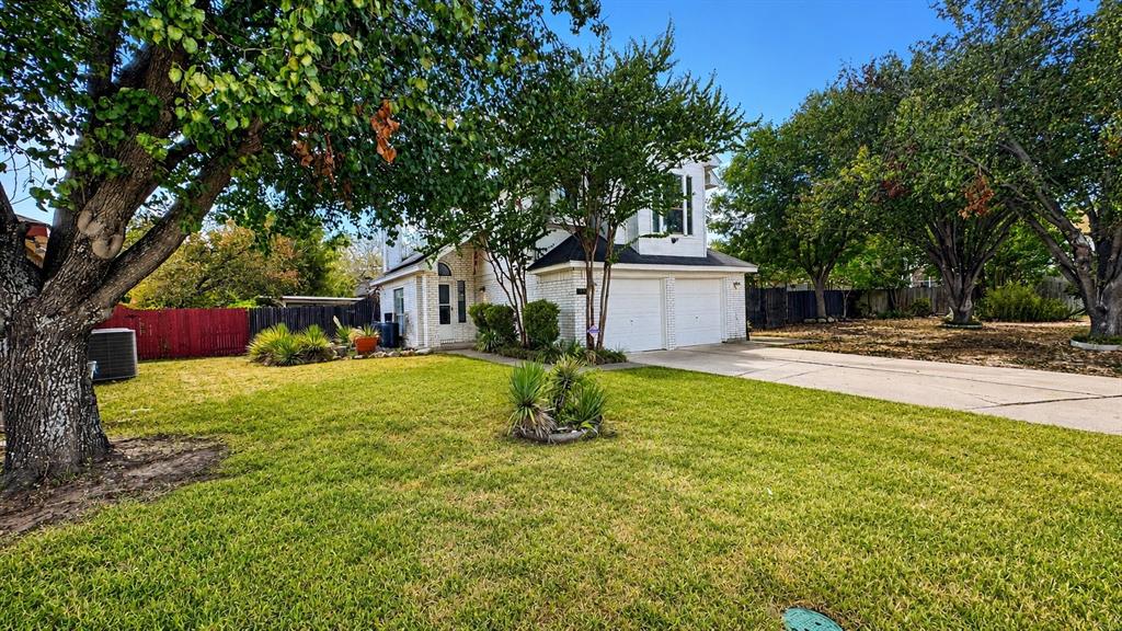 2355 Woodvine Court
