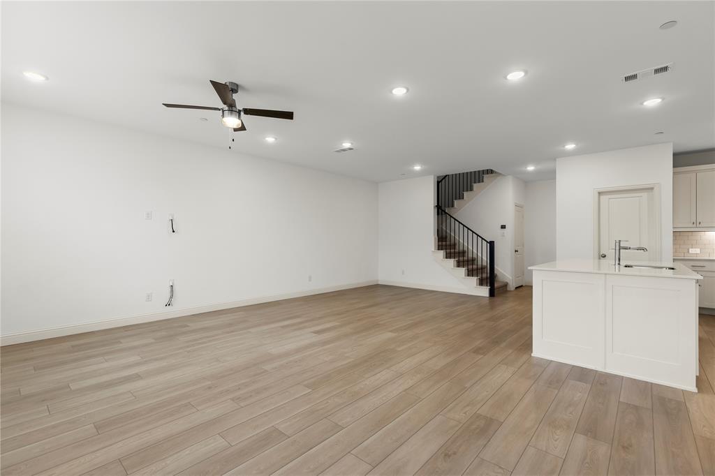 8855 Stablehand Mews