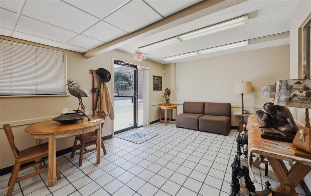 Original Cleburn - Commercial Sale