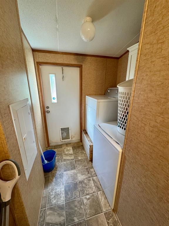 Thunderbird Poind - Residential