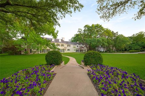 Tiny photo for 4 Nonesuch Road, Dallas, TX 75214 (MLS # 21041499)