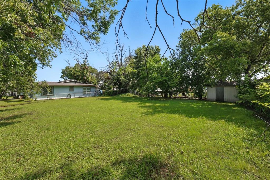 Original Cleburn - Land