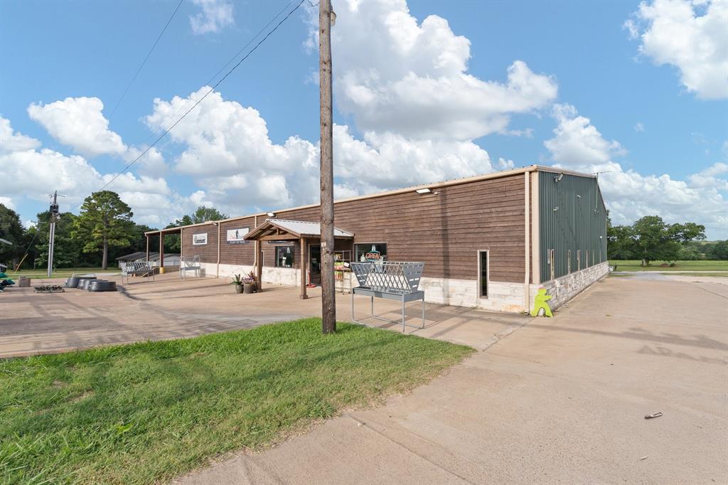 6100 S Interstate 35 W