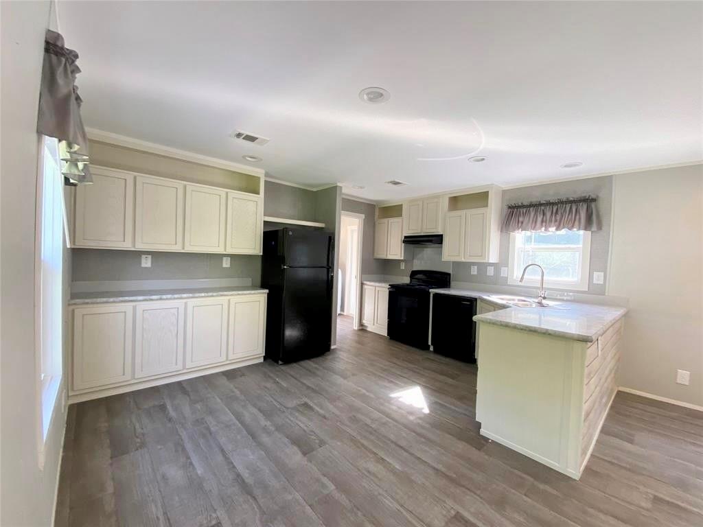 Sky Harbour Sec 11 - Residential Lease